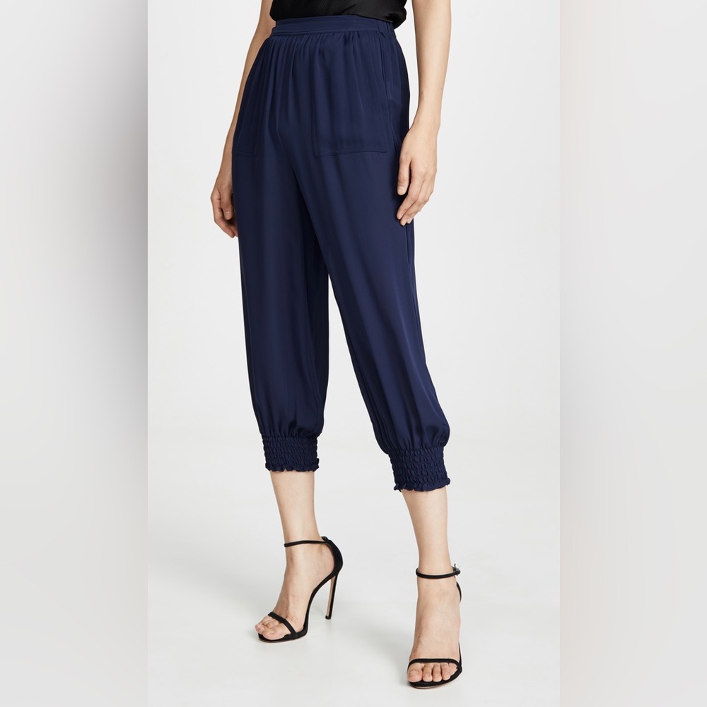 100% silk navy blue Nicholas capri pant, size 2 US